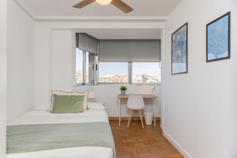 Room in Valencia