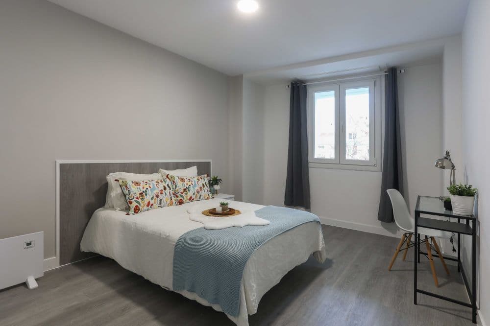 Private room in Madrid photo 2