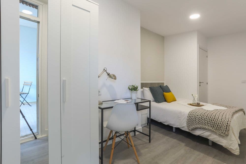 Private room in Madrid photo 2