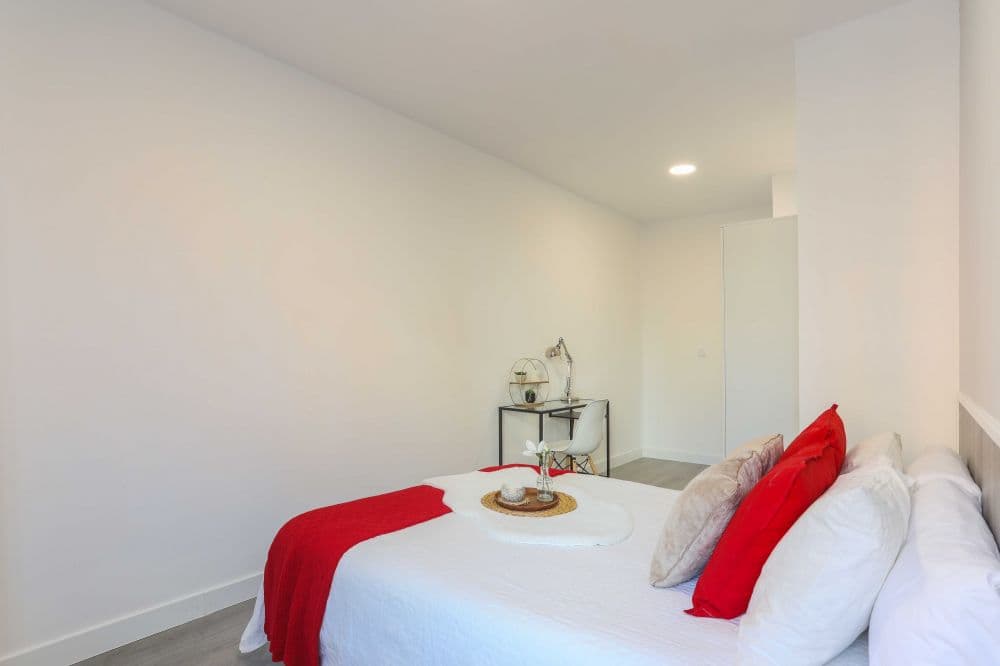 Private room in Madrid photo 2