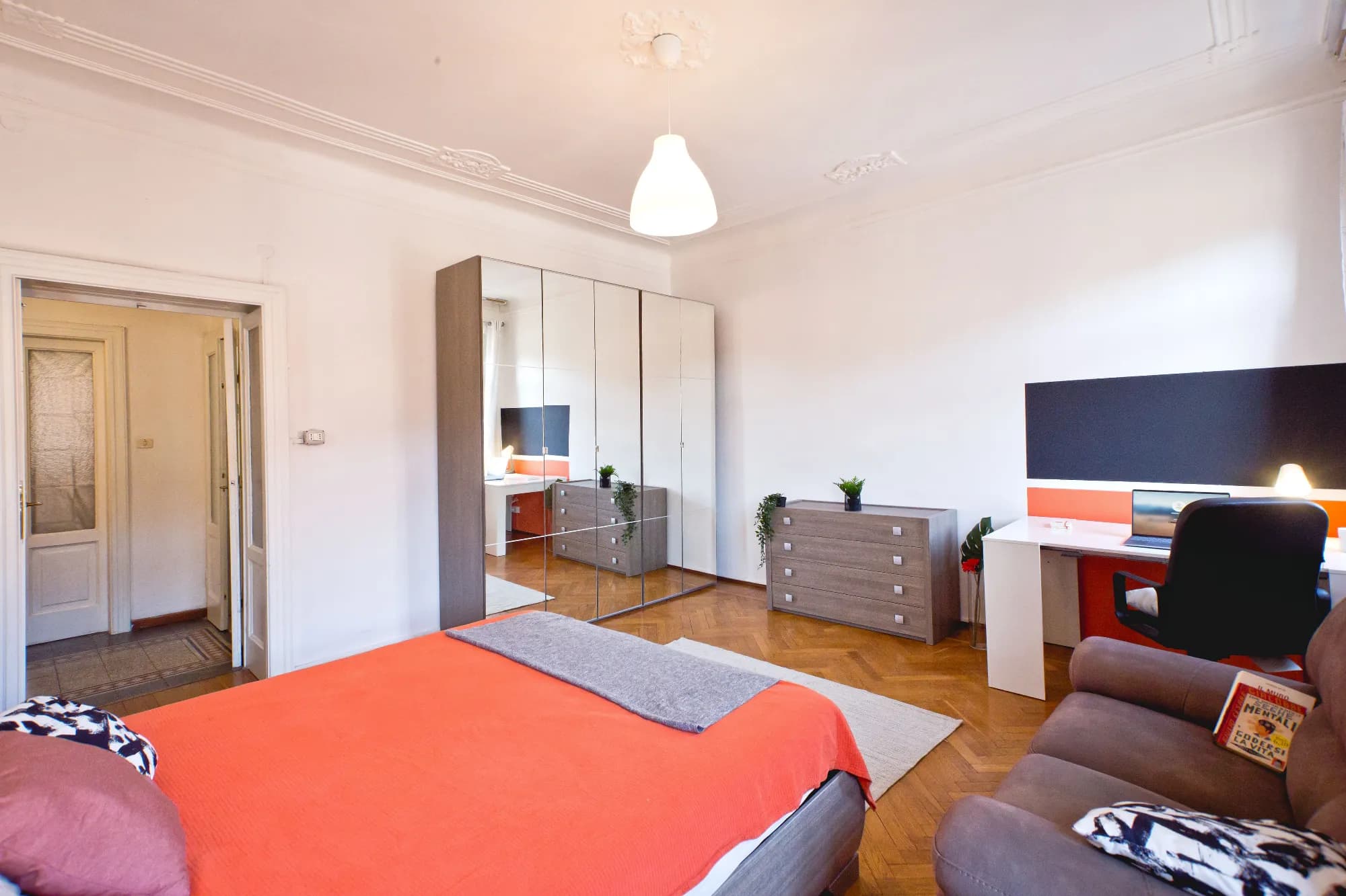 Habitación privada en Lecco photo 2