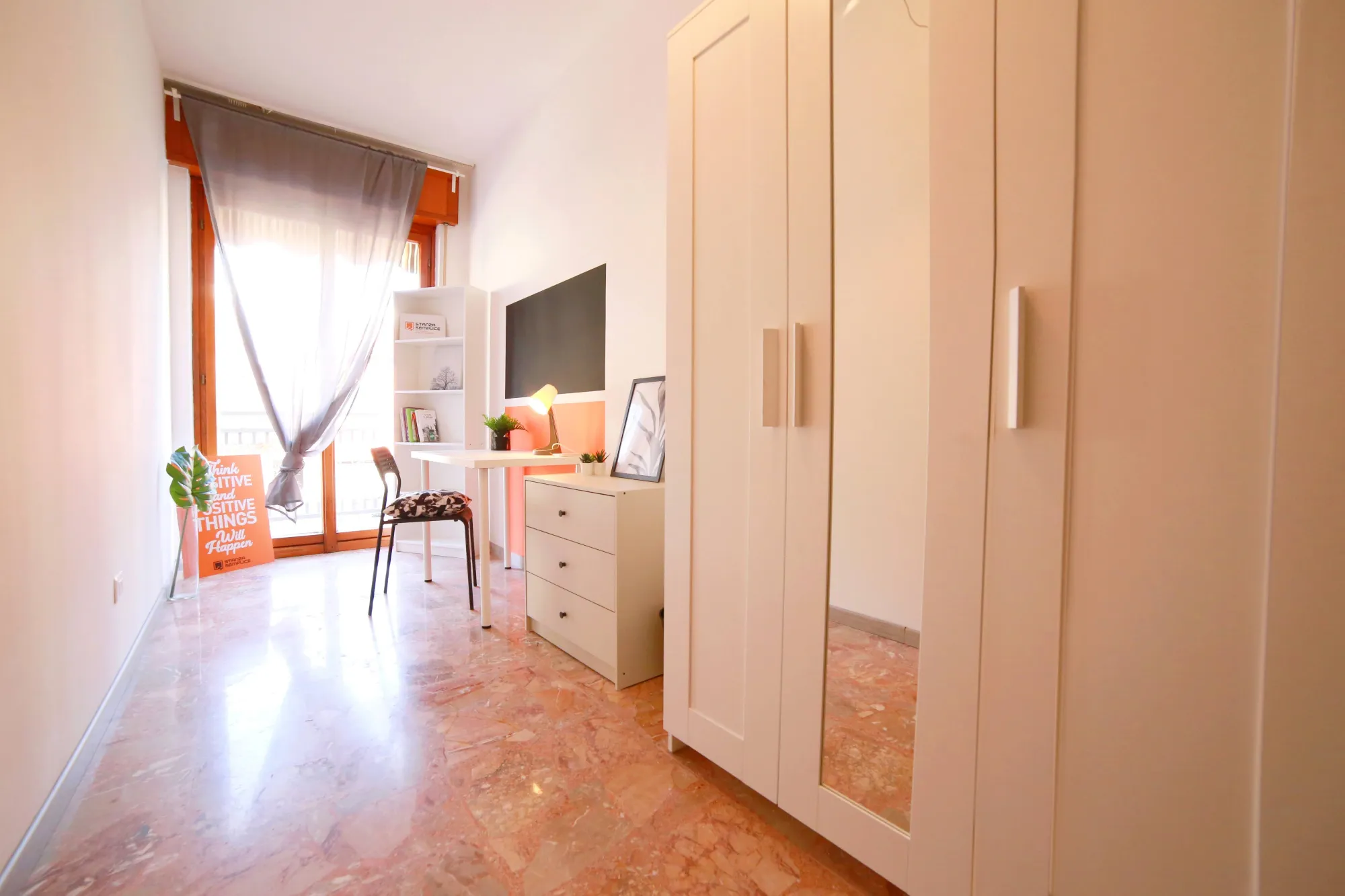 Habitación privada en Lecco photo 3