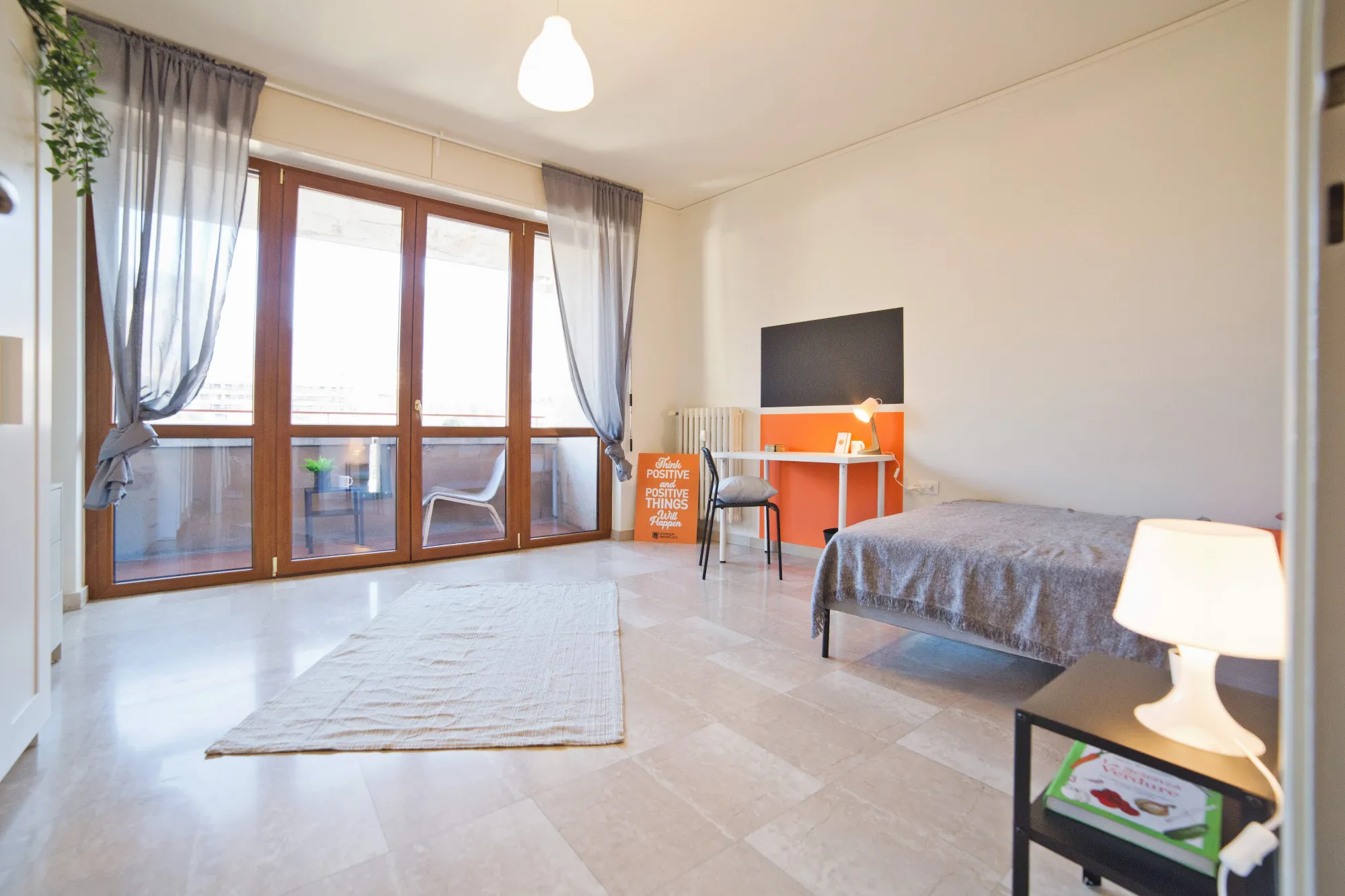 Habitación privada en Lecco photo 3