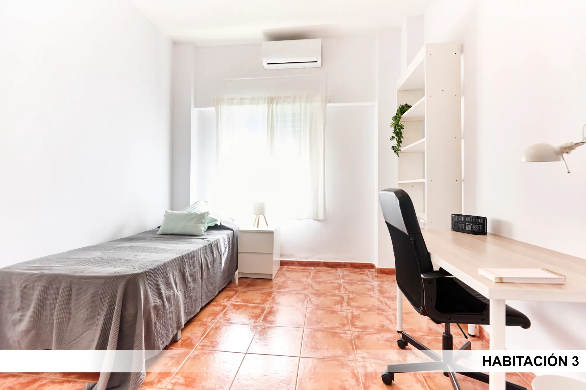 Room in Seville